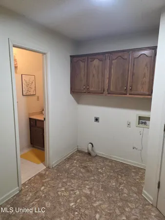$419,500 | 8625 Deercreek Circle, Olive Branch, MS 38654