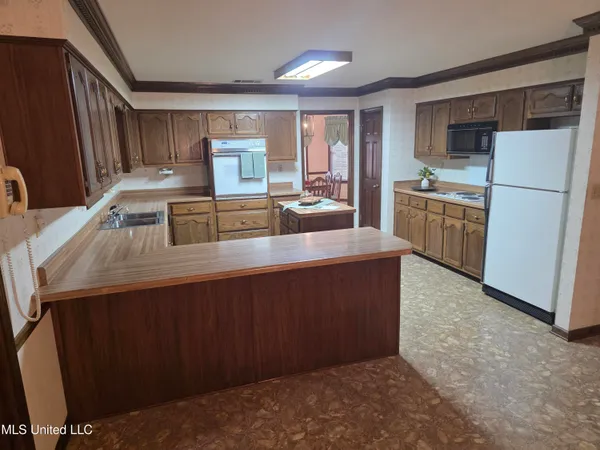 $419,500 | 8625 Deercreek Circle, Olive Branch, MS 38654