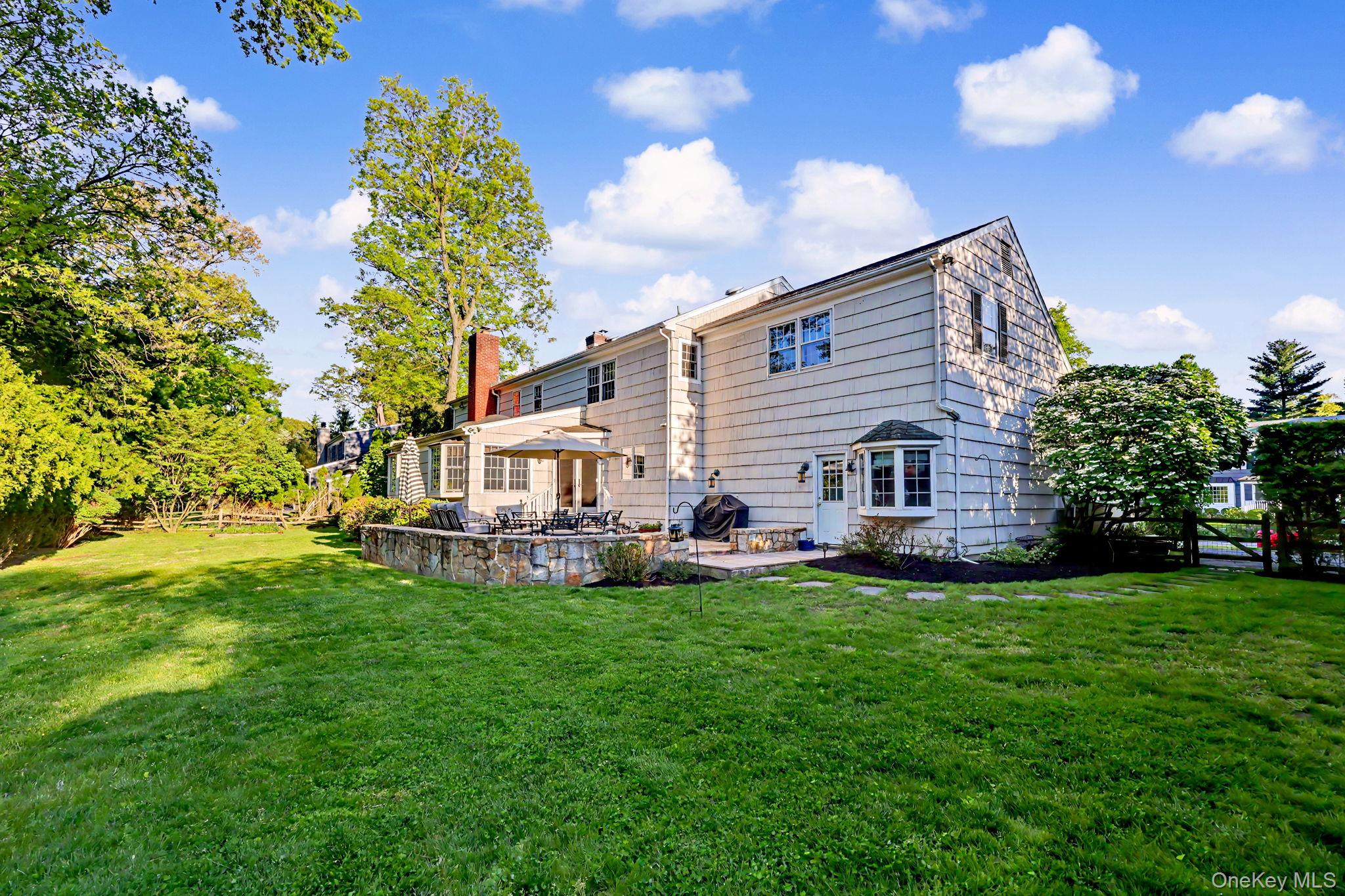 4 Clark Lane Rye, NY 10580 - Photo 2 of 29