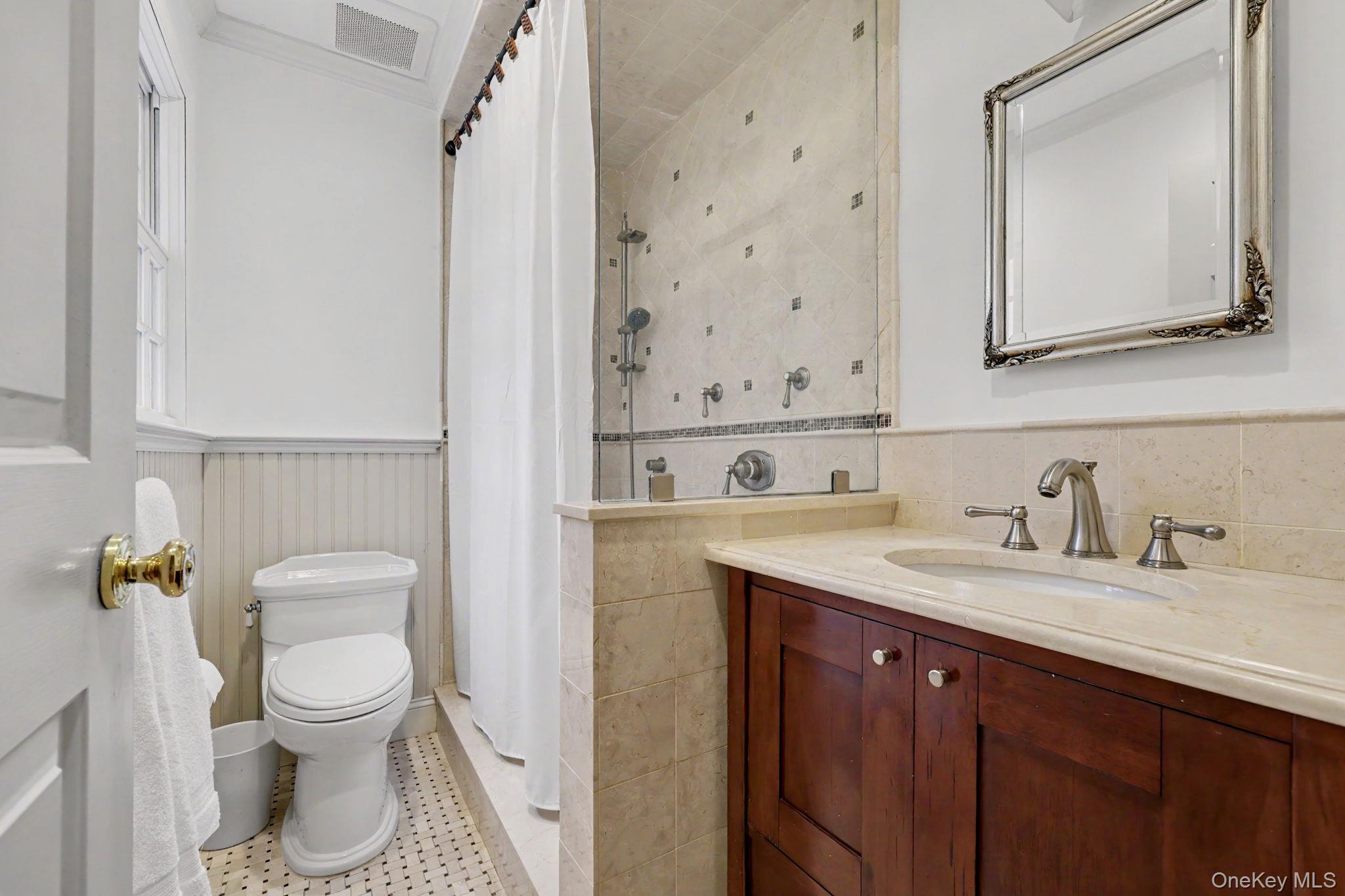 4 Clark Lane Rye, NY 10580 - Photo 23 of 29