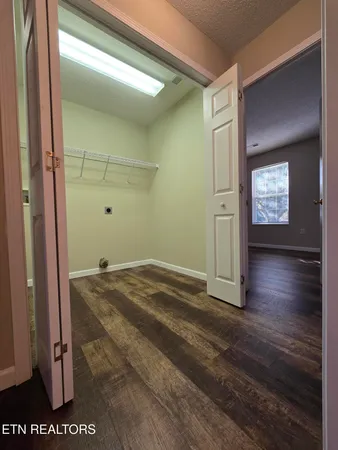 $300,000 | 254 Dumplin Lane, Kodak, TN 37764
