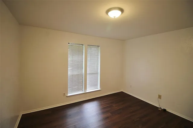 $1,795 | 145 Shadybrook Drive, DeSoto, TX 75115