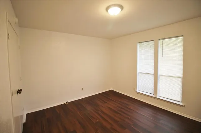 $1,795 | 145 Shadybrook Drive, DeSoto, TX 75115