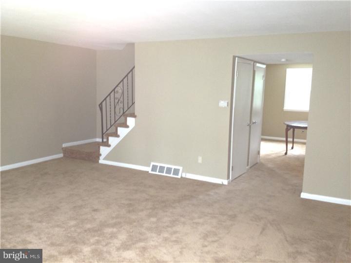 1312 Powell Road Brookhaven, PA 19015 - Photo 4 of 17