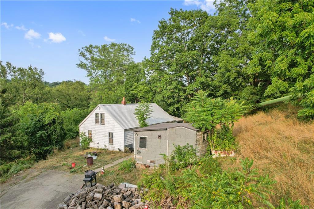 810 McElree Road Washington, PA 15301 - Photo 4 of 40 Gallery Image 4