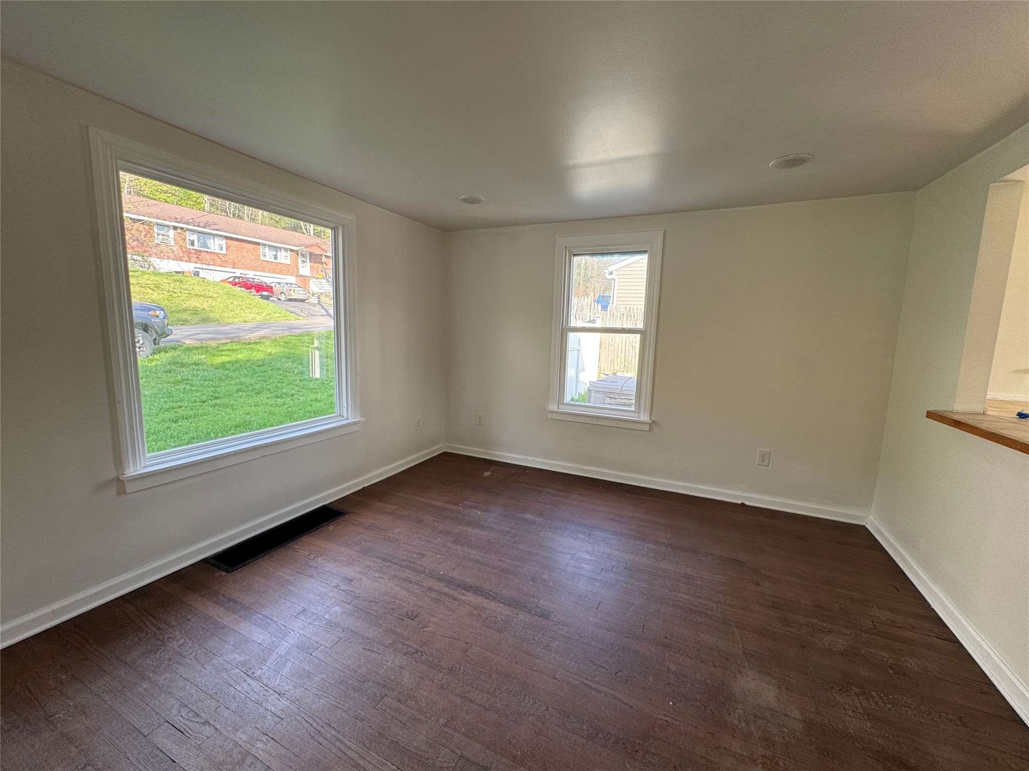 56 Powers Road Binghamton, NY 13903 - Photo 5 of 23