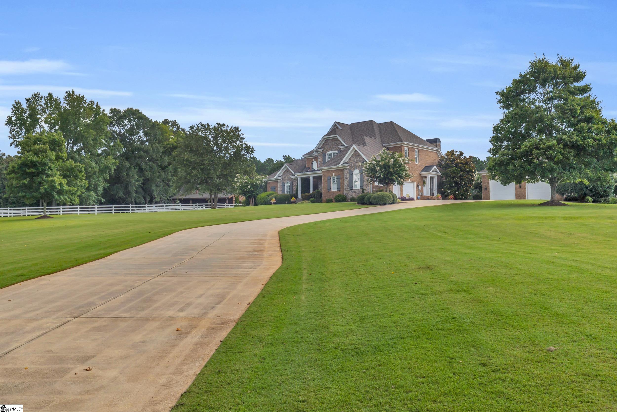 103 Ivy Trail Williamston, SC 29697 - Photo 2 of 50