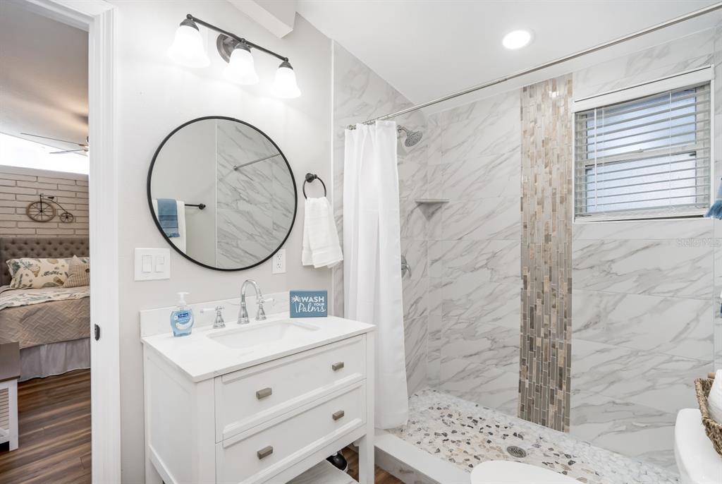 2213 Wason Road, Unit 1 Sarasota, FL 34231 - Photo 19 of 46