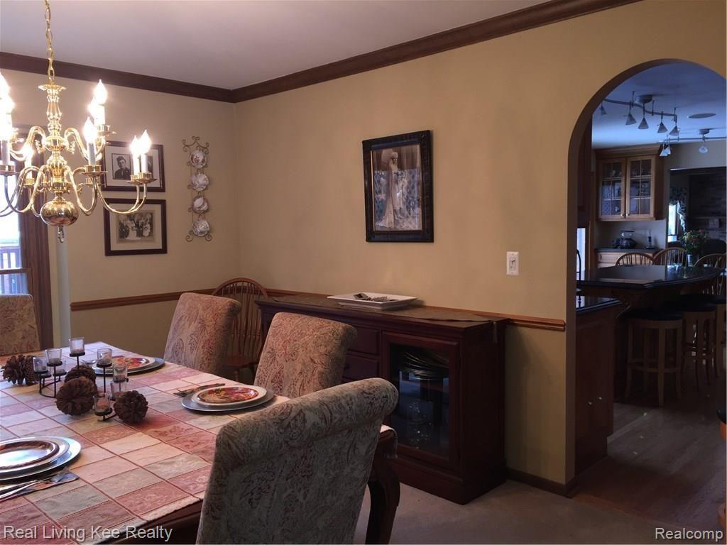 1739 Rapids Way Rochester Hills, MI 48309 - Photo 9 of 31