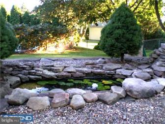 441 Tanner Road Hatboro, PA 19040 - Photo 5 of 12 Exterior Back