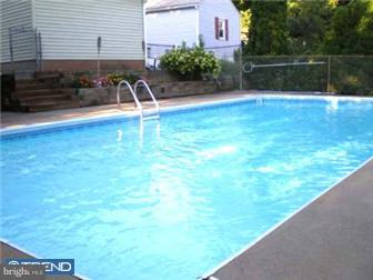 441 Tanner Road Hatboro, PA 19040 - Photo 6 of 12 Gallery Image 6