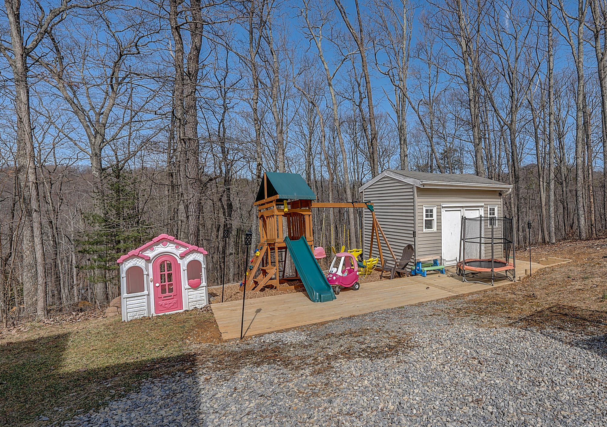 87 Oak Road Troutville, VA 24175 - Photo 30 of 33 DSC00441_2_3_4_5