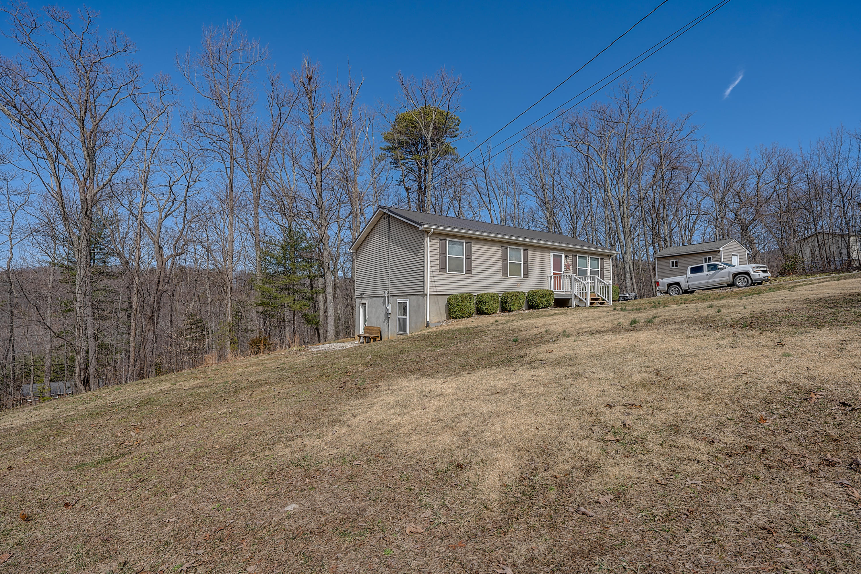 87 Oak Road Troutville, VA 24175 - Photo 32 of 33 DSC00461_2_3_4_5