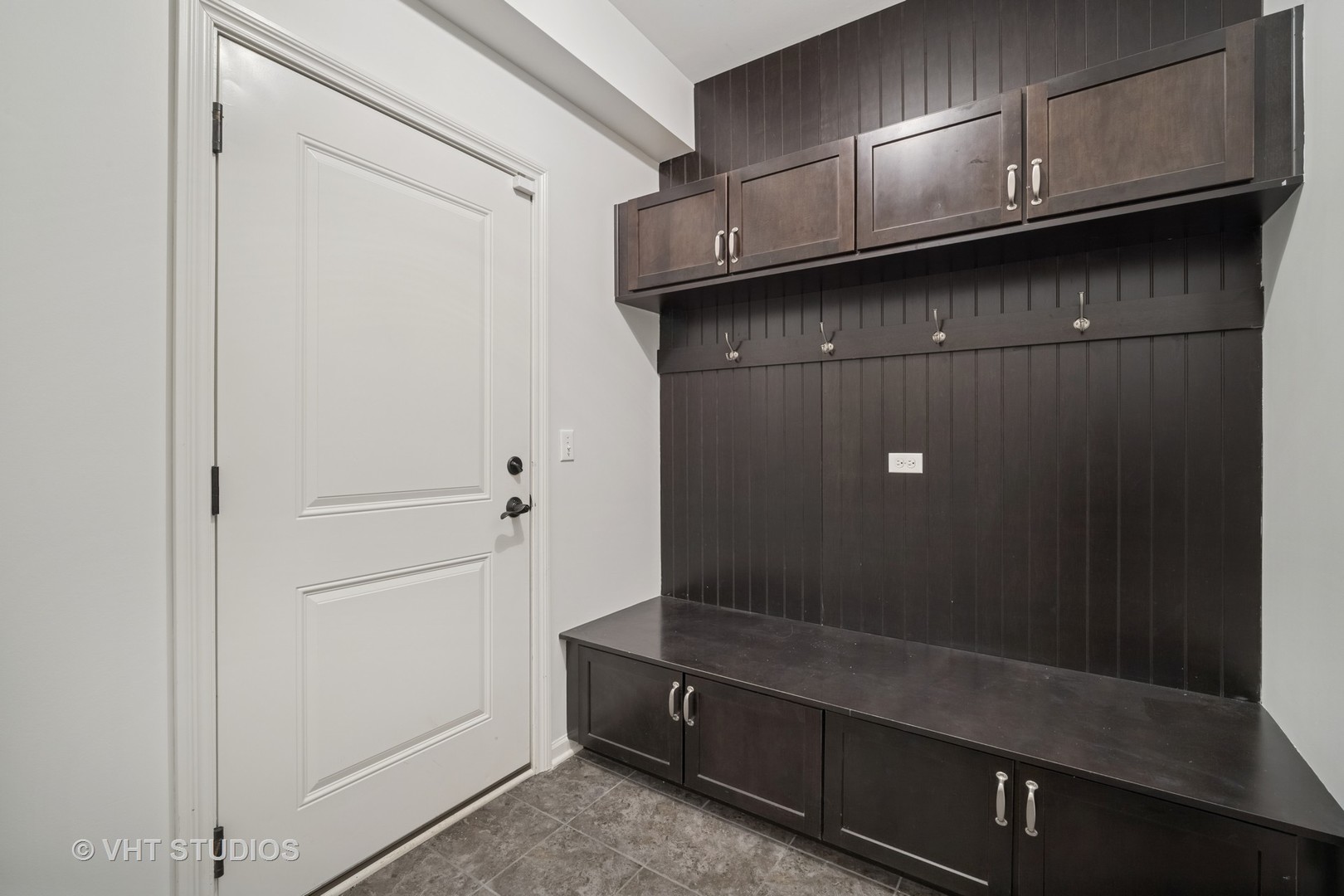 1981 Dauntless Drive Glenview, IL 60026 - Photo 16 of 43