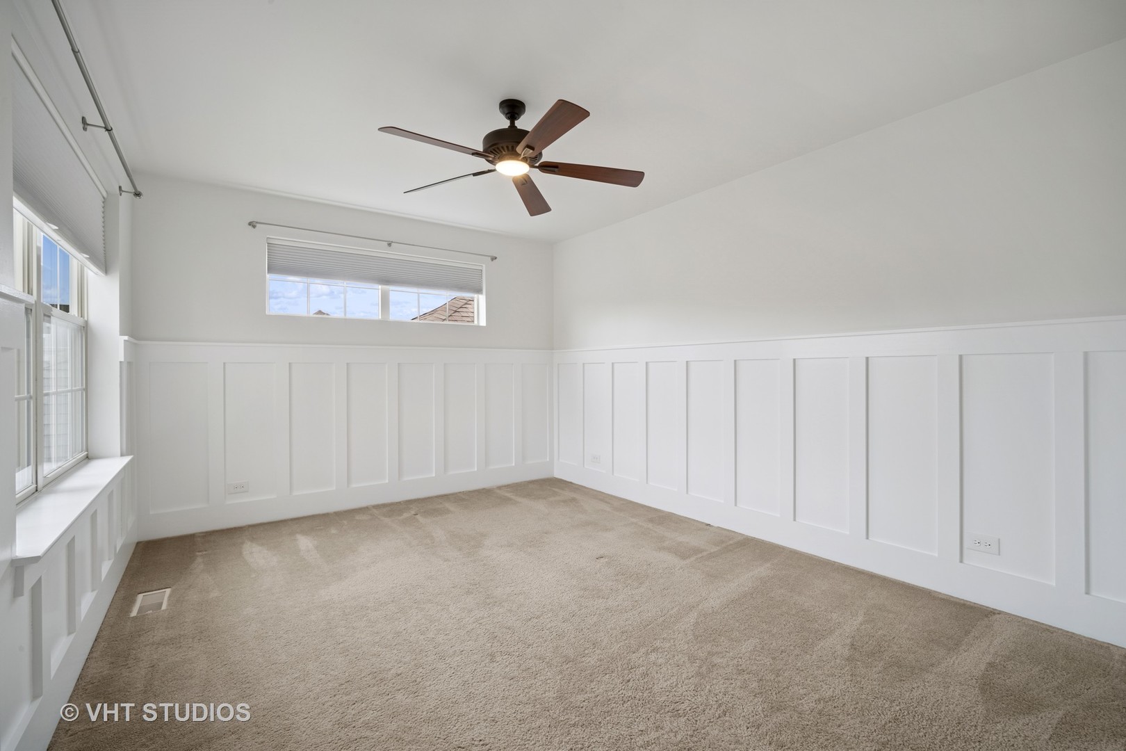 1981 Dauntless Drive Glenview, IL 60026 - Photo 23 of 43 a view of an empty room