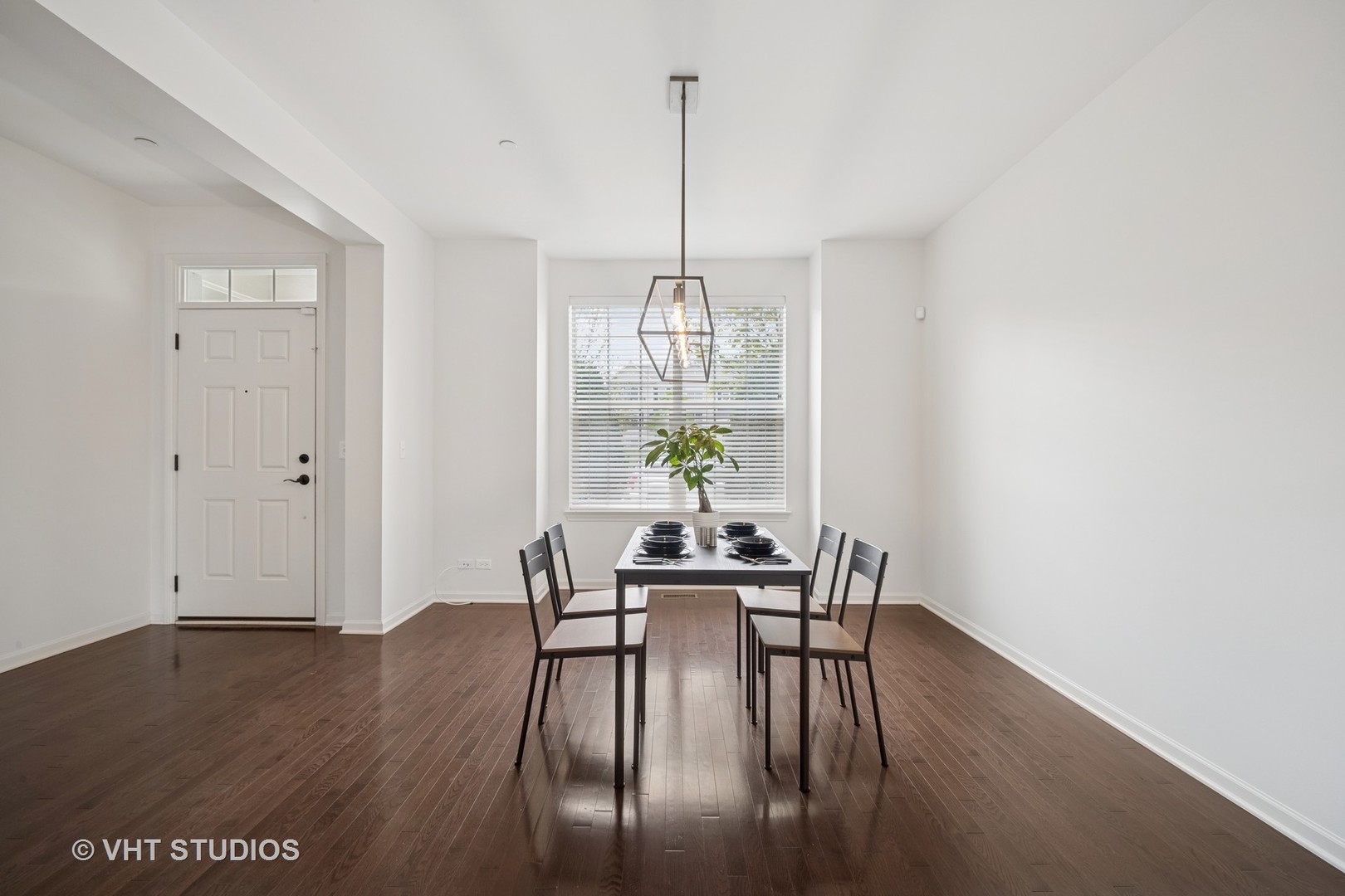 1981 Dauntless Drive Glenview, IL 60026 - Photo 5 of 43 a view of a dining room with furniture window and wooden floor