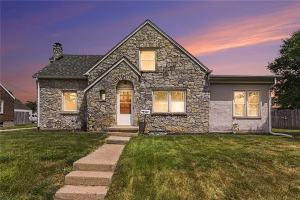$274,900 | 407 Virginia Avenue, Troy, OH 45373