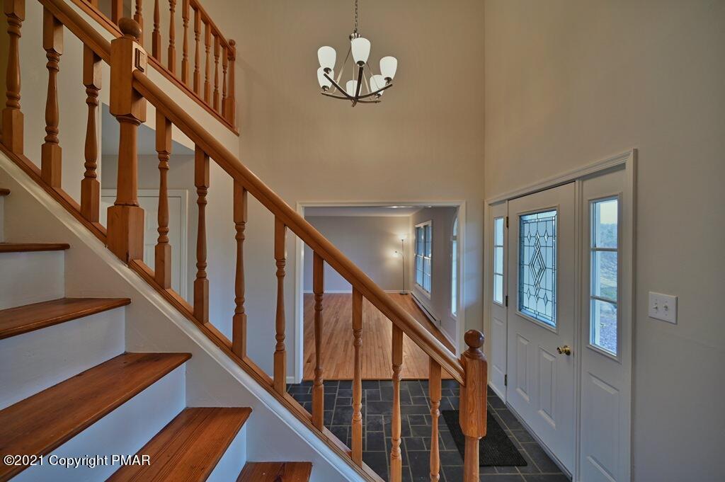 237 Hty Road Kunkletown, PA 18058 - Photo 13 of 80 Foyer