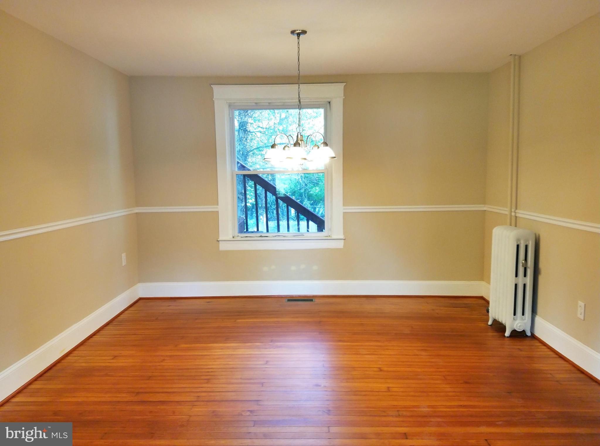 5726 Pimlico Road Baltimore, MD 21209 - Photo 12 of 30 Dining Room