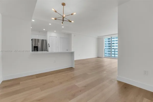 $4,800 | 1155 Brickell Bay Drive, Unit 2308, Miami, FL 33131