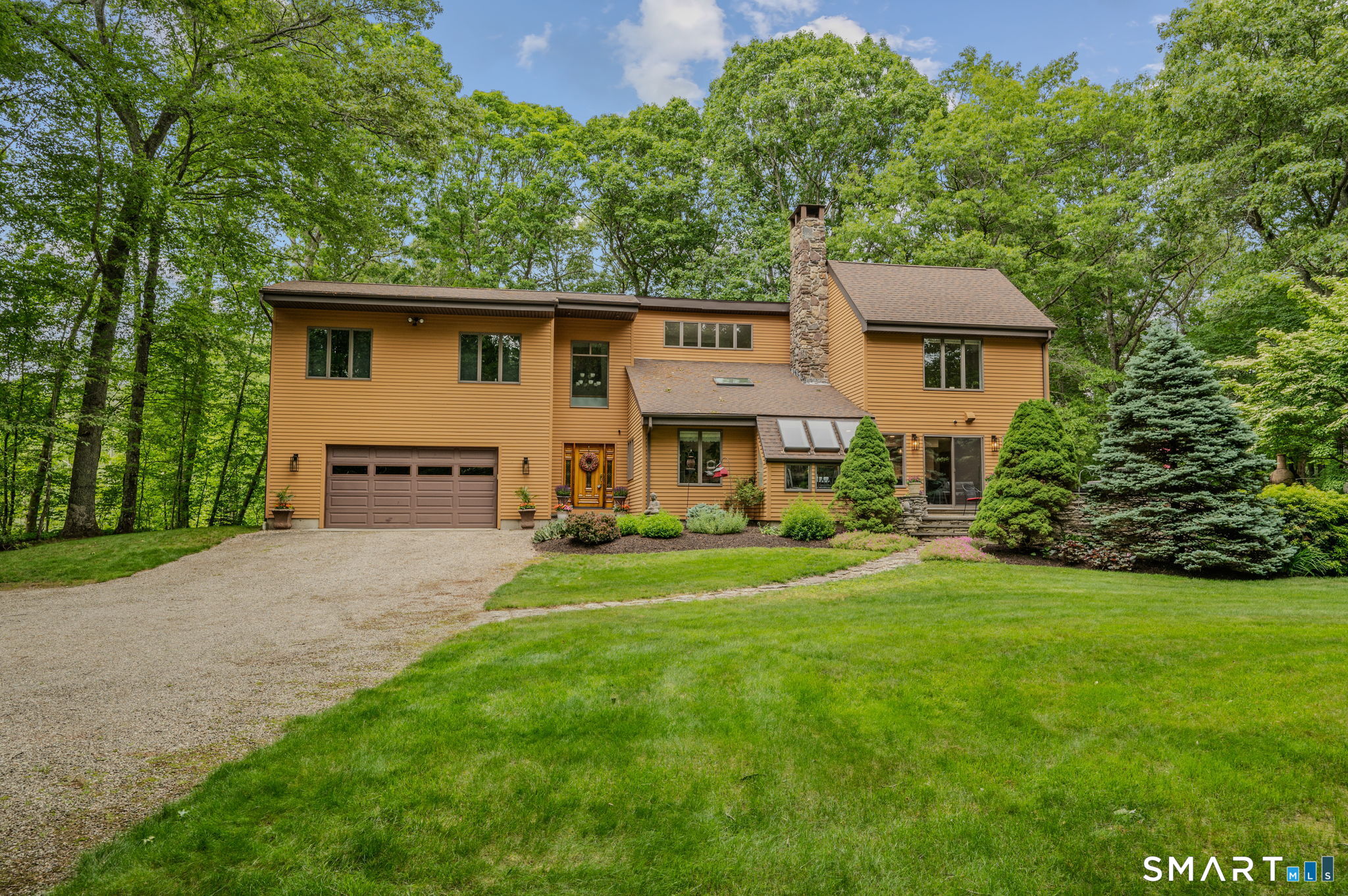 18 South Road Bozrah, CT 06334 - Photo 1 of 39