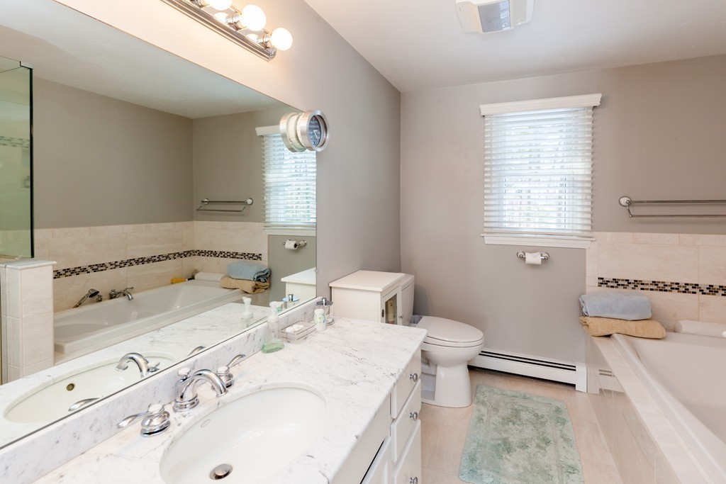 23 Forest Edge Road Easton, MA 02375 - Photo 19 of 29 Gallery Image 19