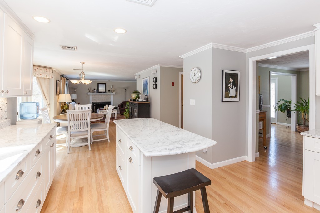 23 Forest Edge Road Easton, MA 02375 - Photo 6 of 29 Gallery Image 6