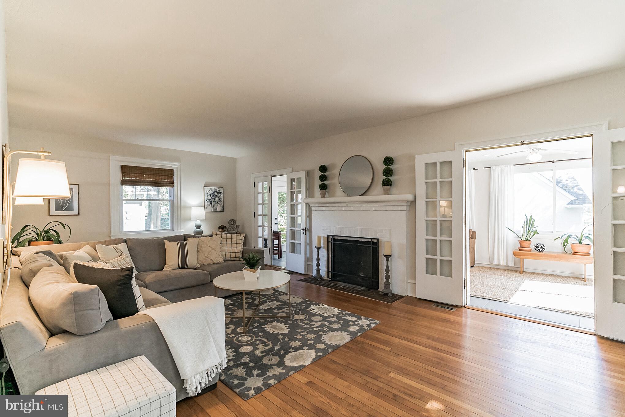 41 Wistar Road Paoli, PA 19301 - Photo 6 of 36 Living room with Tons of light