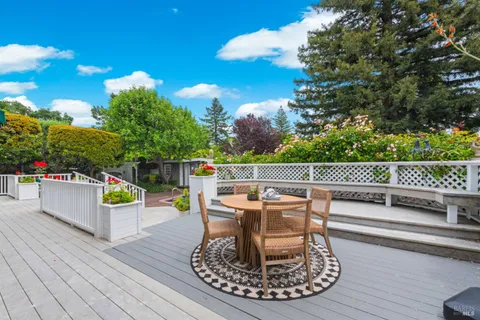 $2,999,999 | 852 2nd Street East, Sonoma, CA 95476