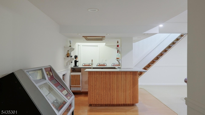 2 Springdale Lane Warren, NJ 07059 - Photo 24 of 31