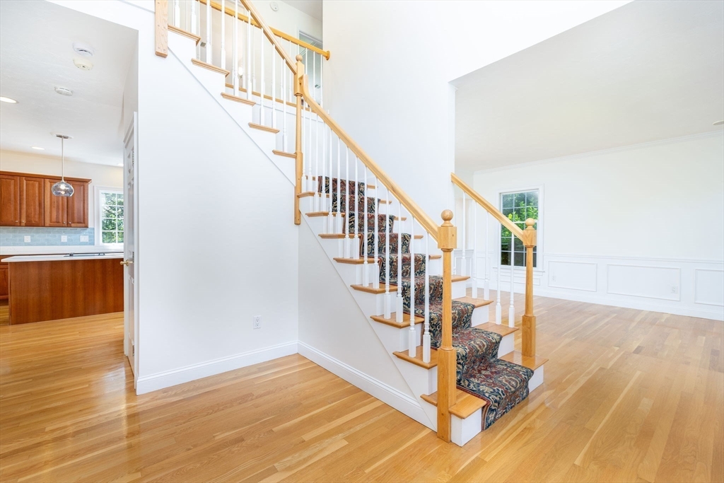 4 Bear Hill Road Natick, MA 01760 - Photo 3 of 42 Gallery Image 3
