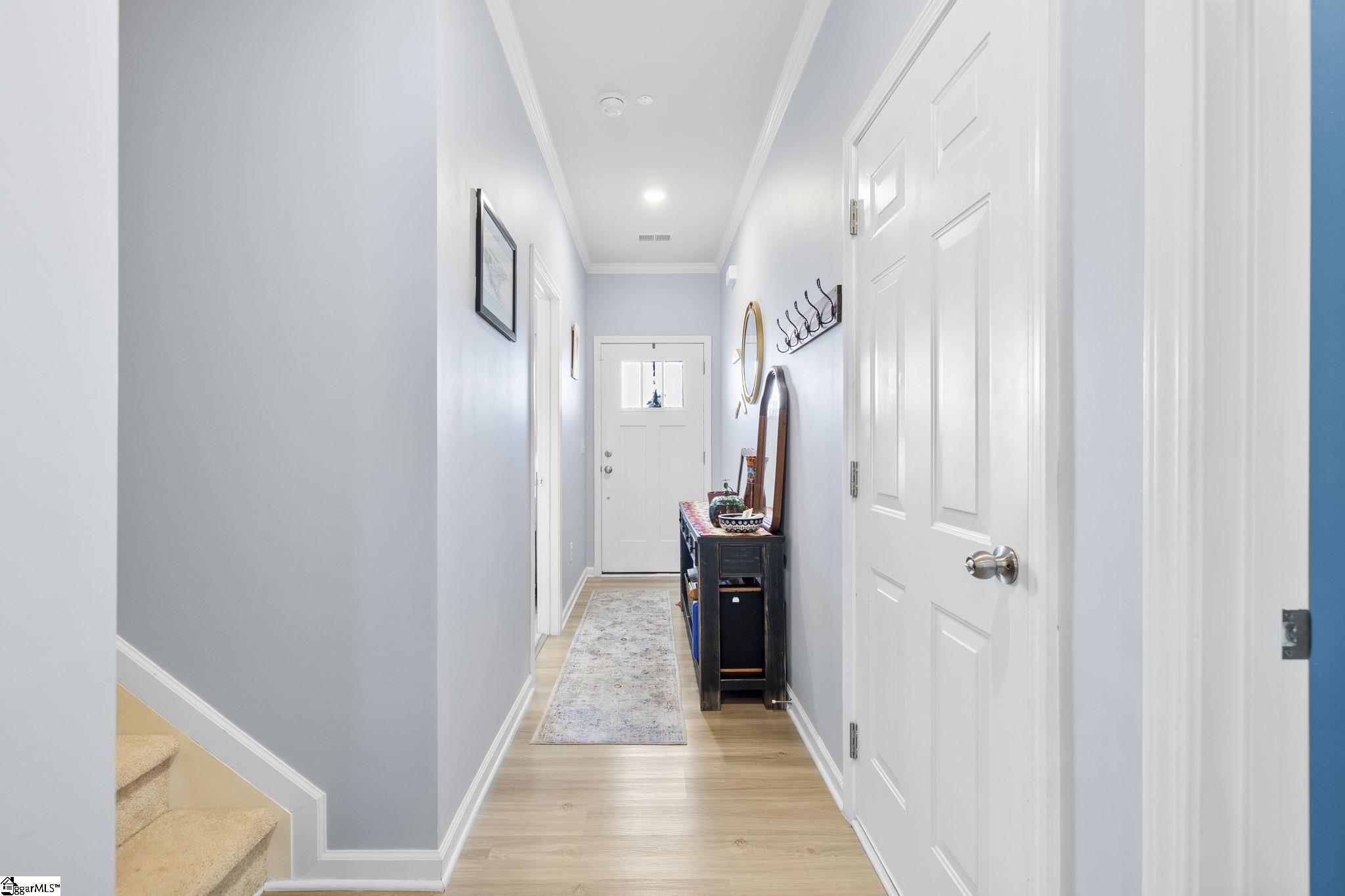 105 Aleppo Lane Greer, SC 29651 - Photo 2 of 29