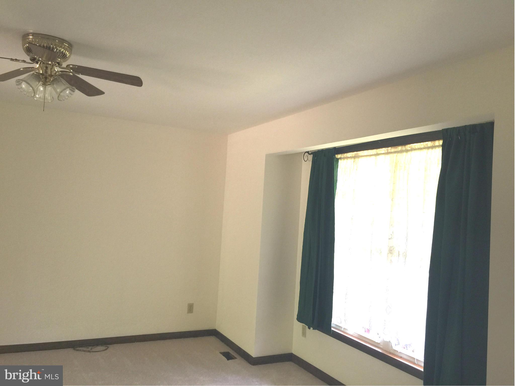 47 Springhill Road Rising Sun, MD 21911 - Photo 6 of 19 Living Room