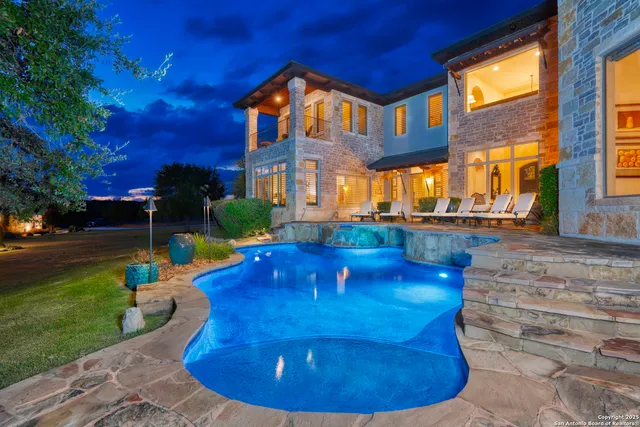 a view of a house with outdoor space