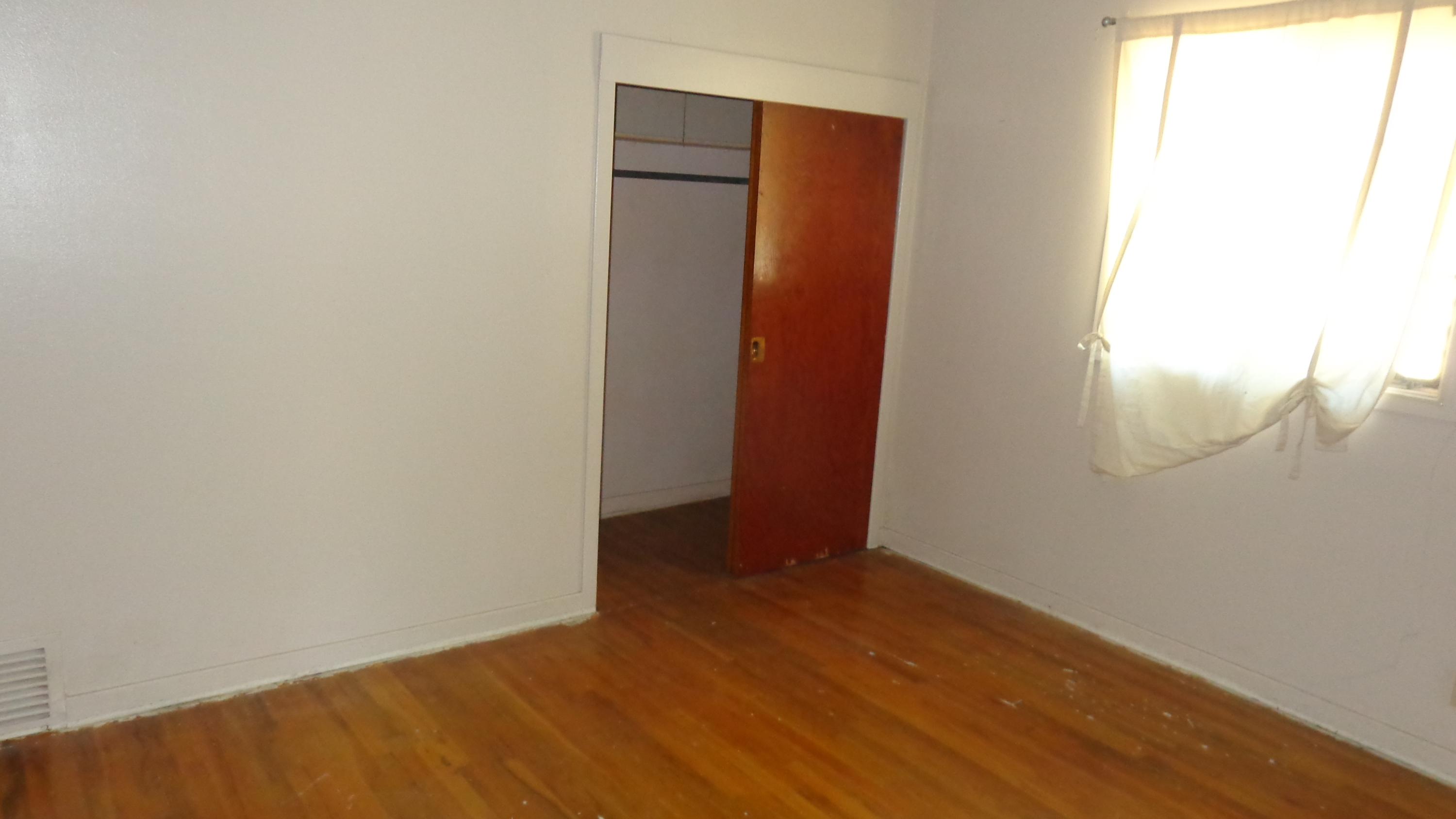 BEDROOM3