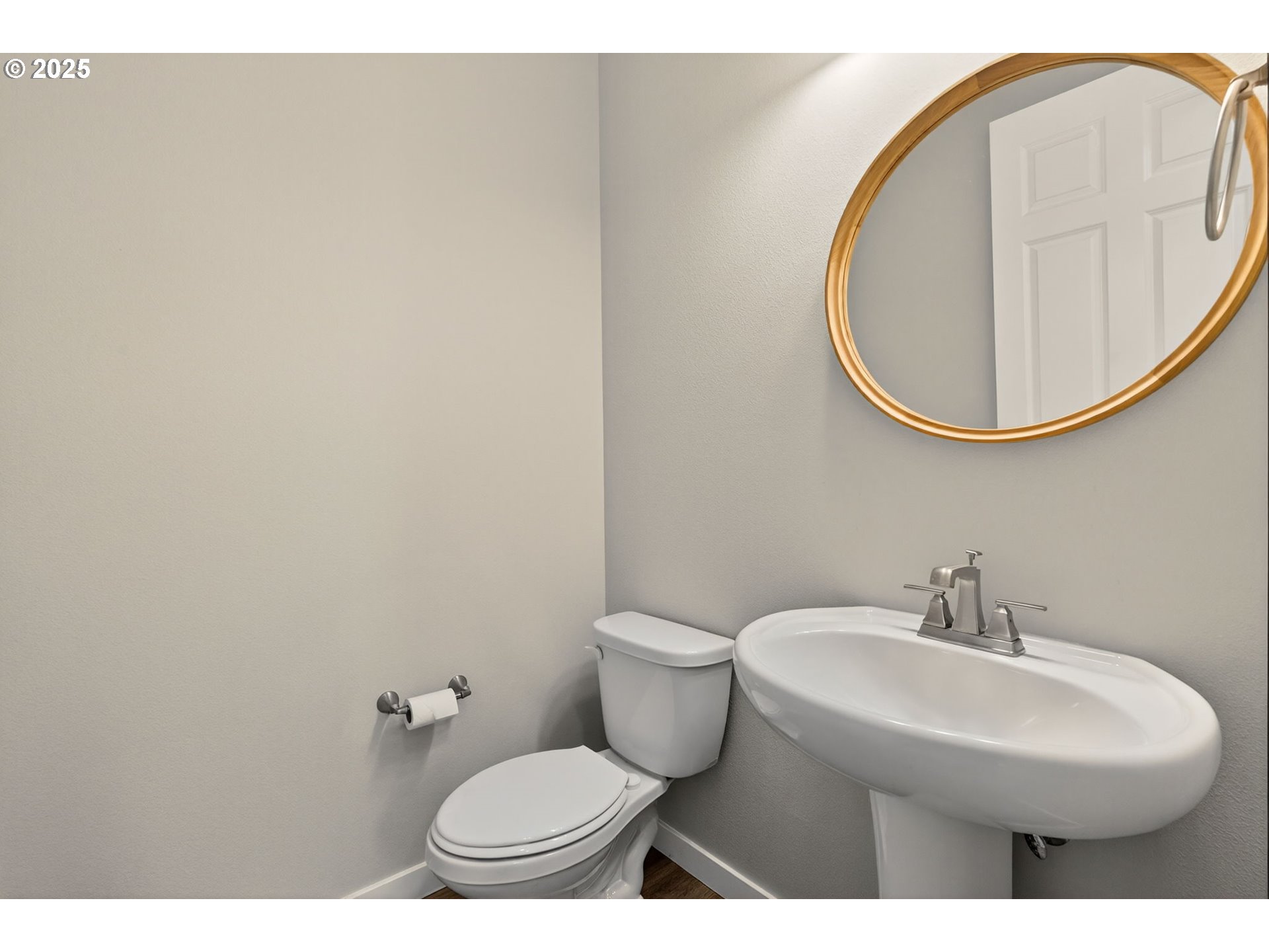 9863 Southwest Ridge Drive Beaverton, OR 97007 - Photo 12 of 48 Gallery Image 12