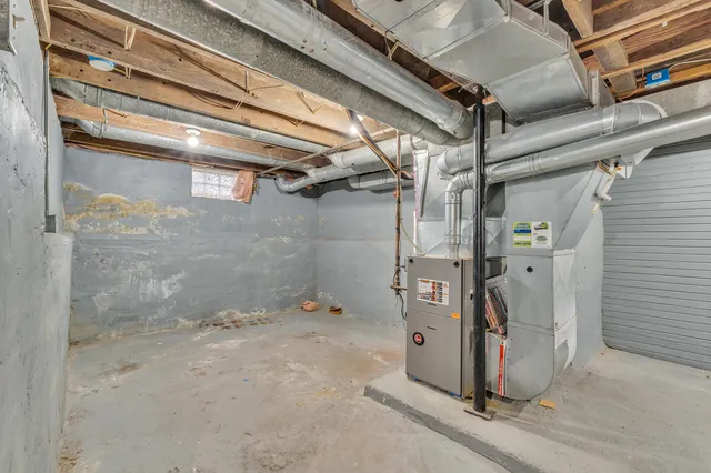 $274,900 | 56733 Grand River Avenue, New Hudson, MI 48165