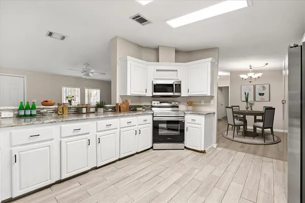 $189,900 | 2024 Lemon Drive, Lake Wales, FL 33898