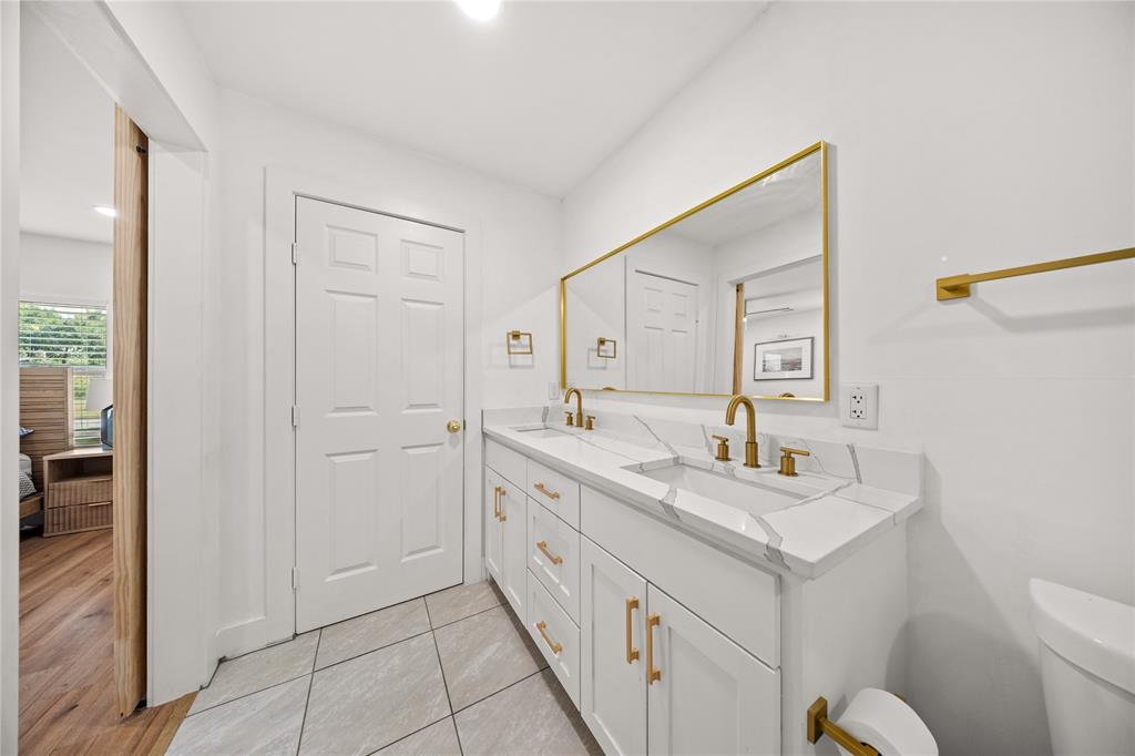 2431 Gross Road Dallas, TX 75228 - Photo 21 of 37 Gallery Image 21