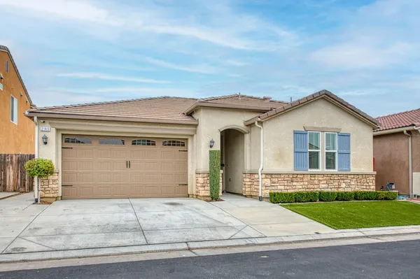 $439,900 | 2143 Lombard Lane, Clovis, CA 93619