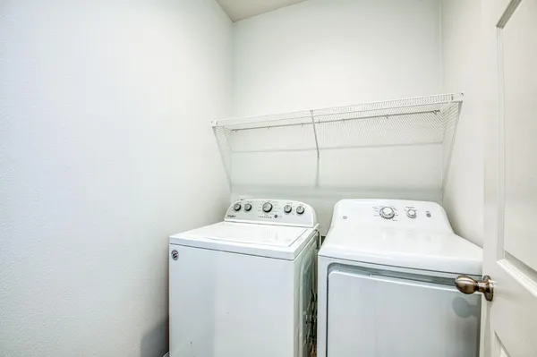 $439,900 | 2143 Lombard Lane, Clovis, CA 93619