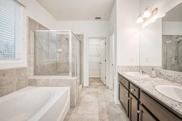 $439,900 | 2143 Lombard Lane, Clovis, CA 93619