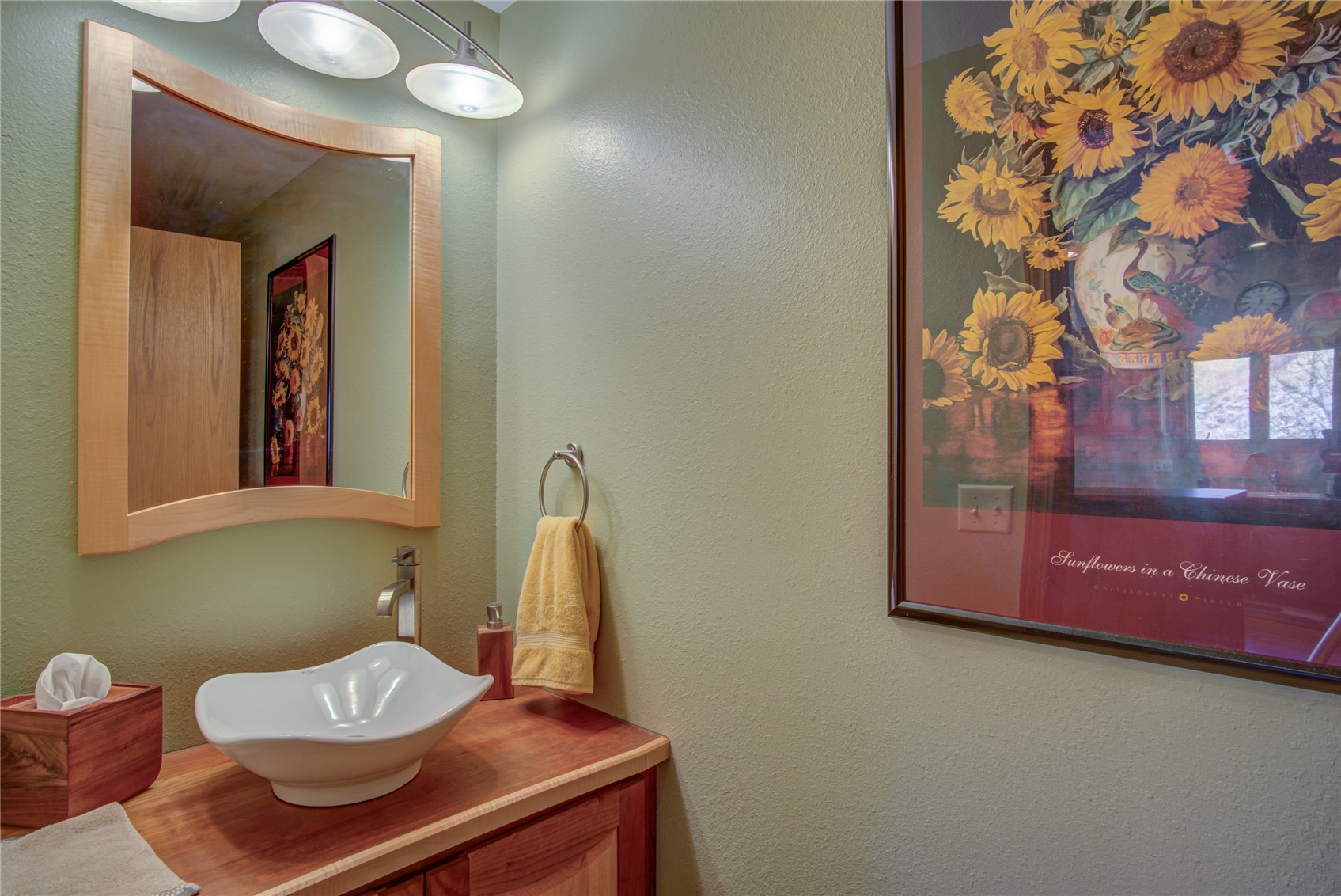 1157 Blue Ridge Road Silverthorne, CO 80498 - Photo 20 of 40 Powder Room