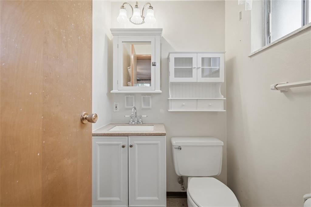 150 Baker Drive Pittsburgh, PA 15237 - Photo 15 of 27