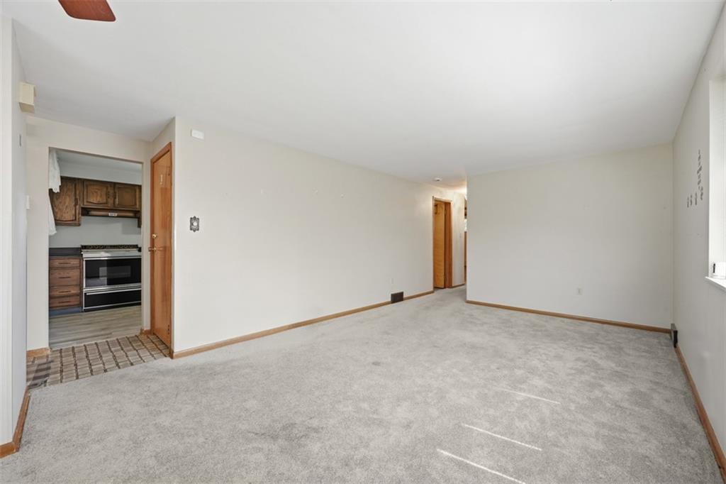 150 Baker Drive Pittsburgh, PA 15237 - Photo 4 of 27