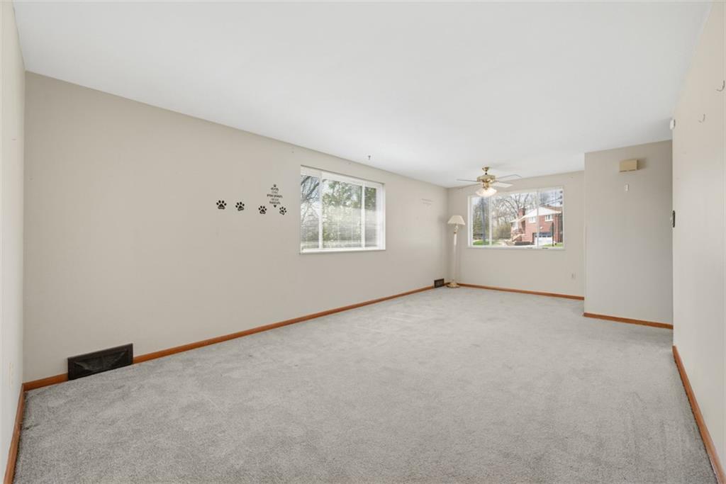 150 Baker Drive Pittsburgh, PA 15237 - Photo 6 of 27