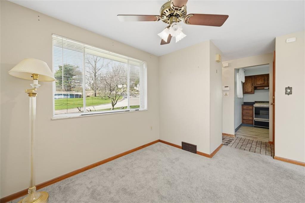 150 Baker Drive Pittsburgh, PA 15237 - Photo 7 of 27