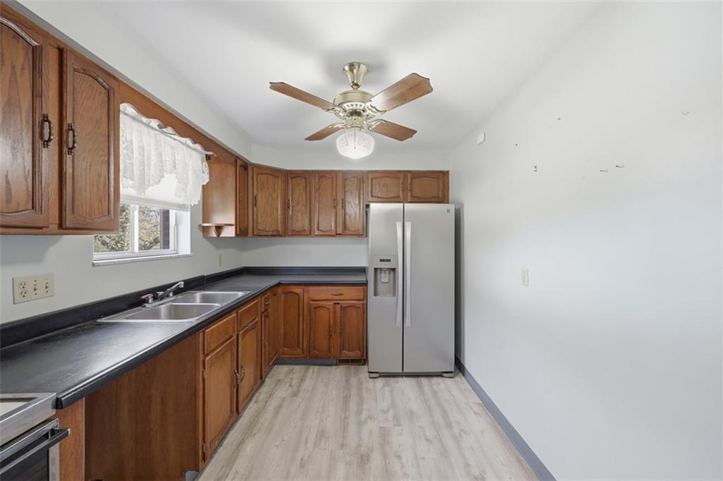 150 Baker Drive Pittsburgh, PA 15237 - Photo 9 of 27