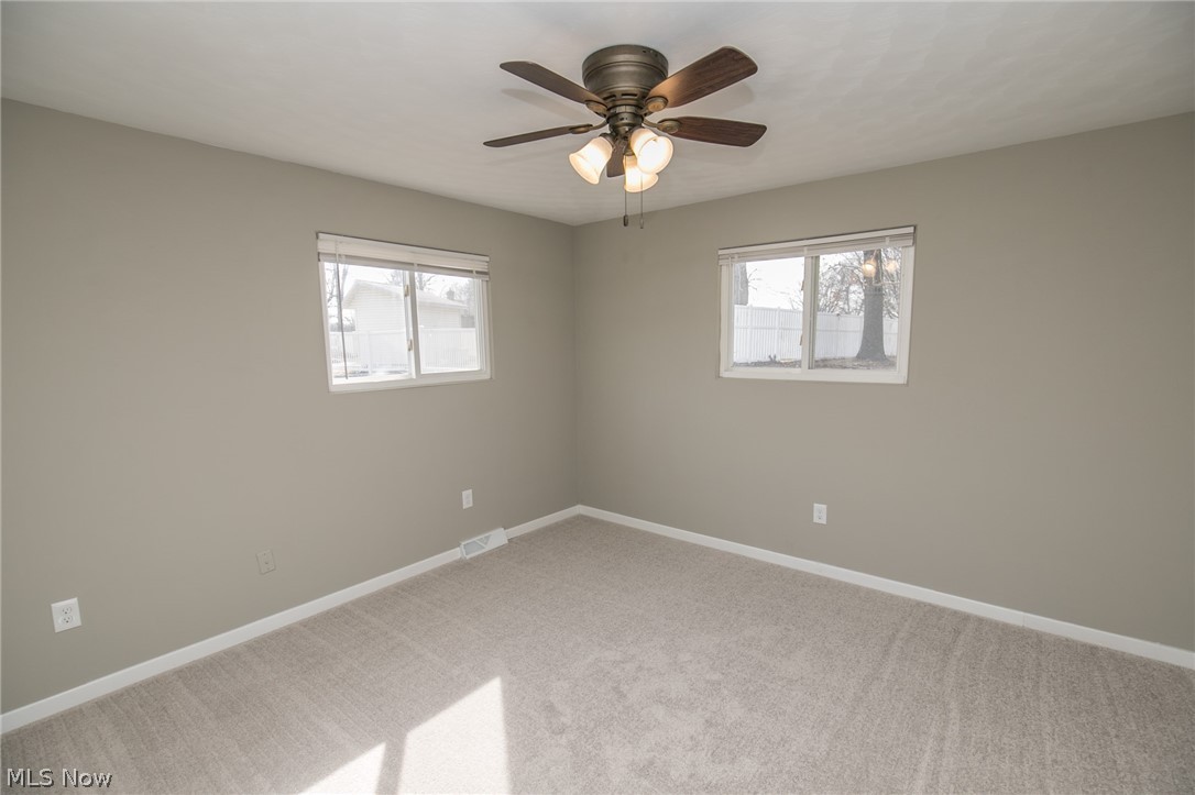 3670 Cottage Grove Road Akron, OH 44319 - Photo 18 of 27