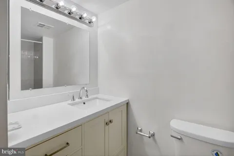 $2,650 | 3030 Gentain Court Northeast, Washington, DC 20017